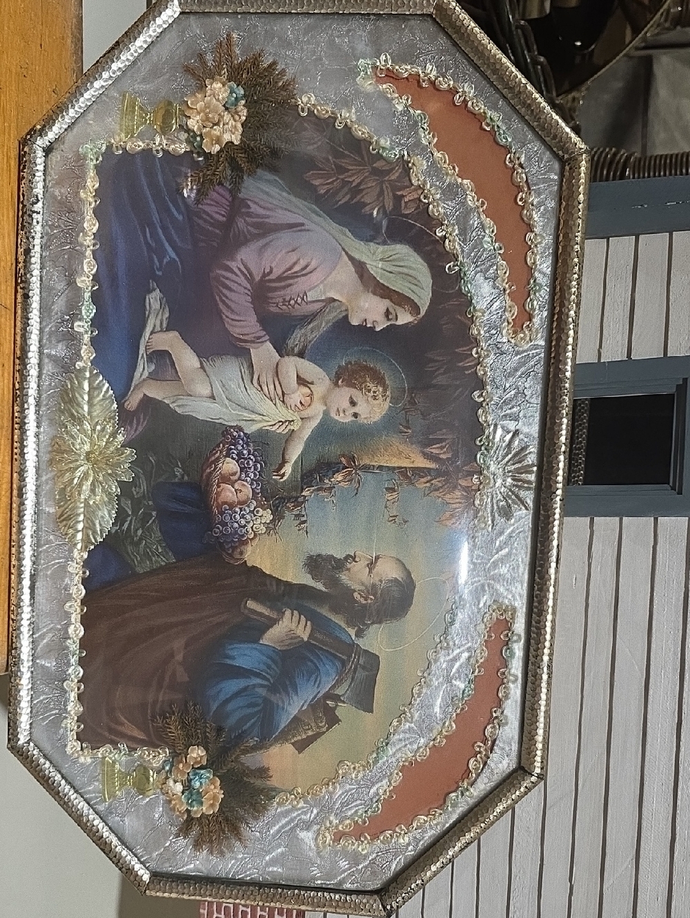 Jesus Convex Bubble Glass Foil Diorama Oval Mary Joseph Altar Worship Wall Art